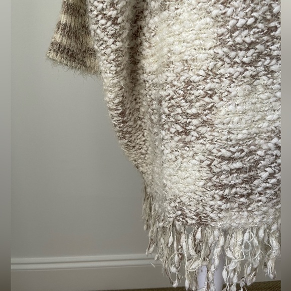 Umgee Cozy Oversized Sweater - Size M/L - Super soft! - Picture 8 of 14